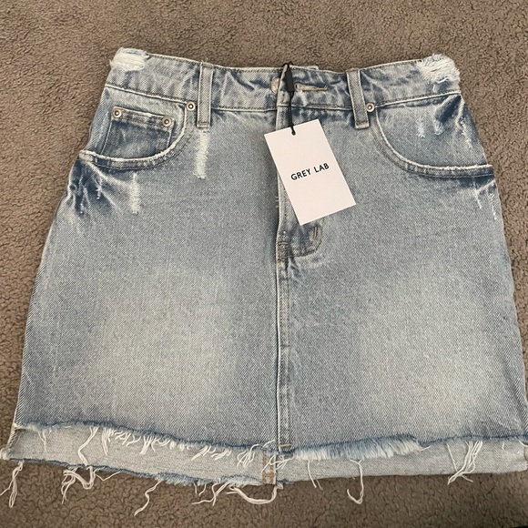 Brand new VICI jagged edges cotton distressed denim skirt - size xs - Picture 2 of 8